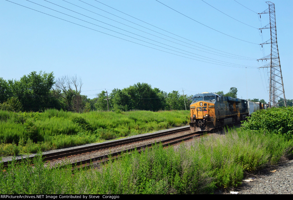 Nose-Cab -Long Hood shot of CSX 5395